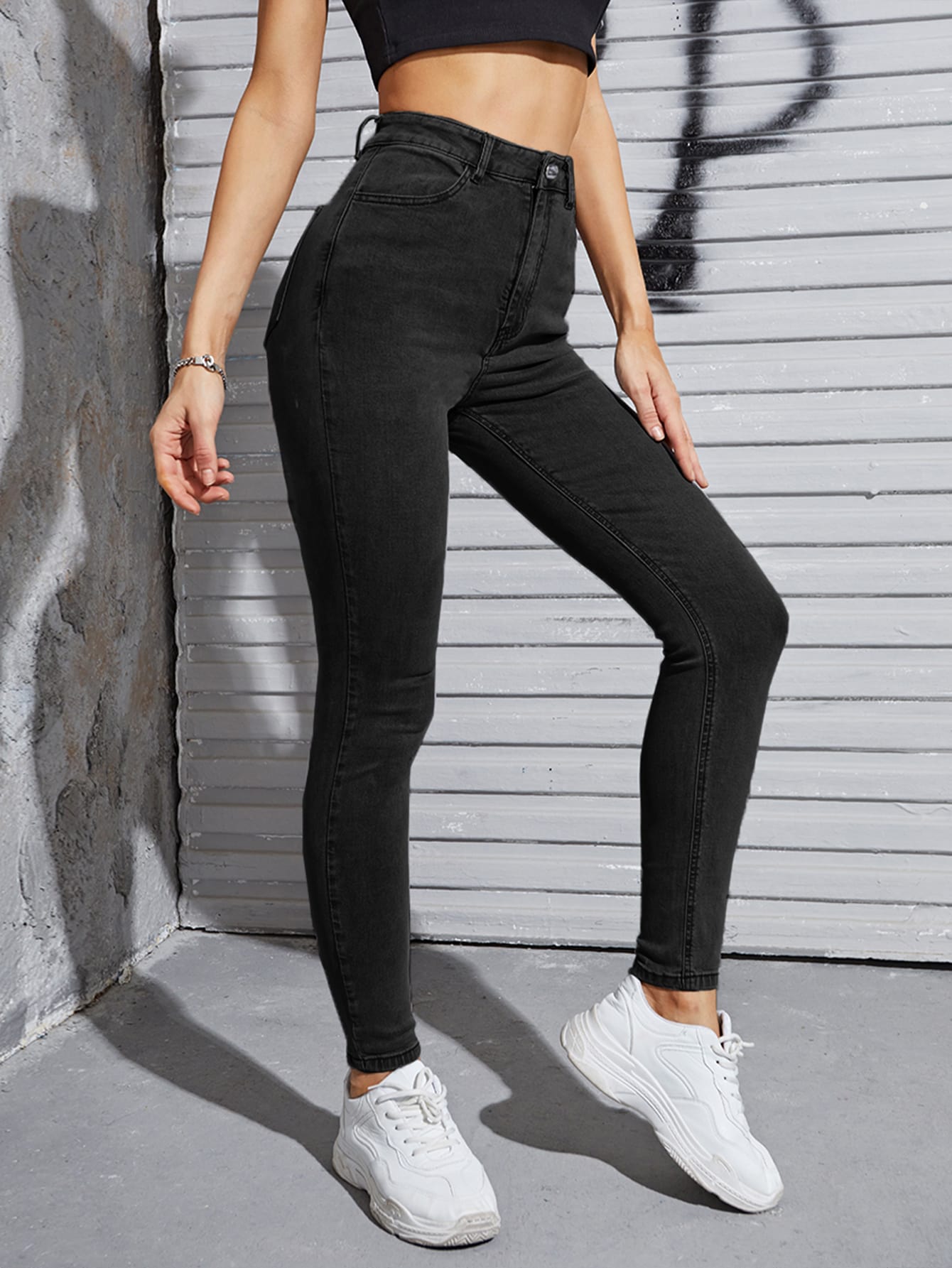 Slim high-waisted jeans