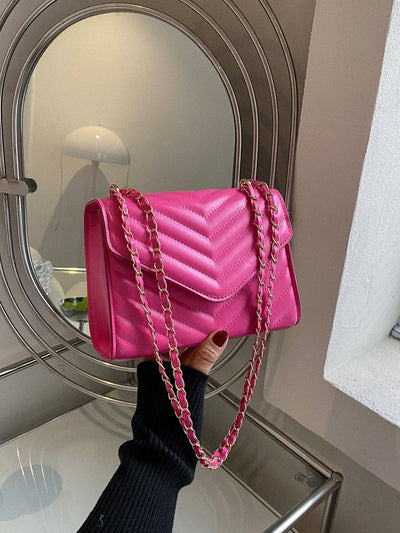 Square bag with chevron snap fastener