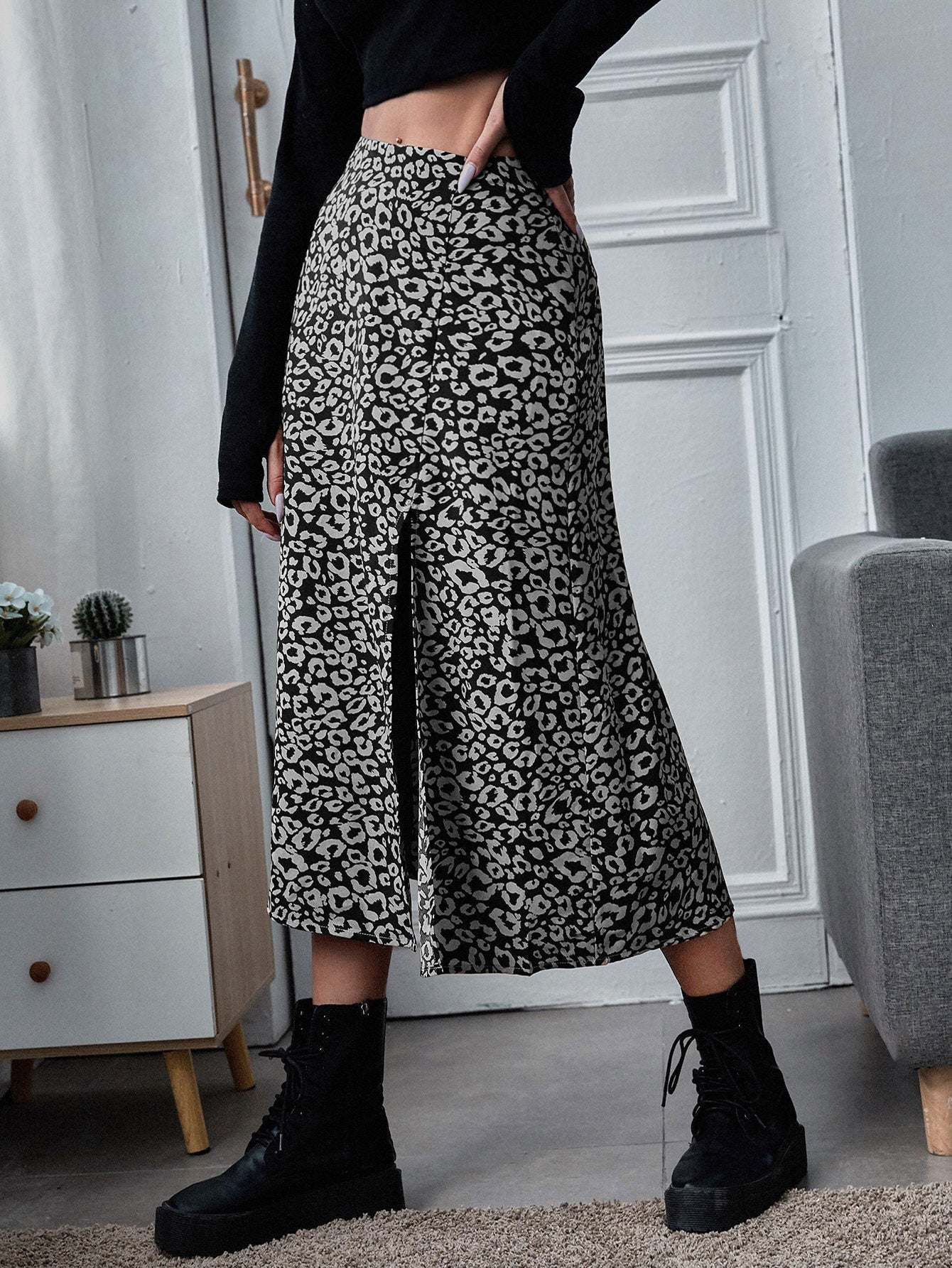 Leopard Slit Skirt