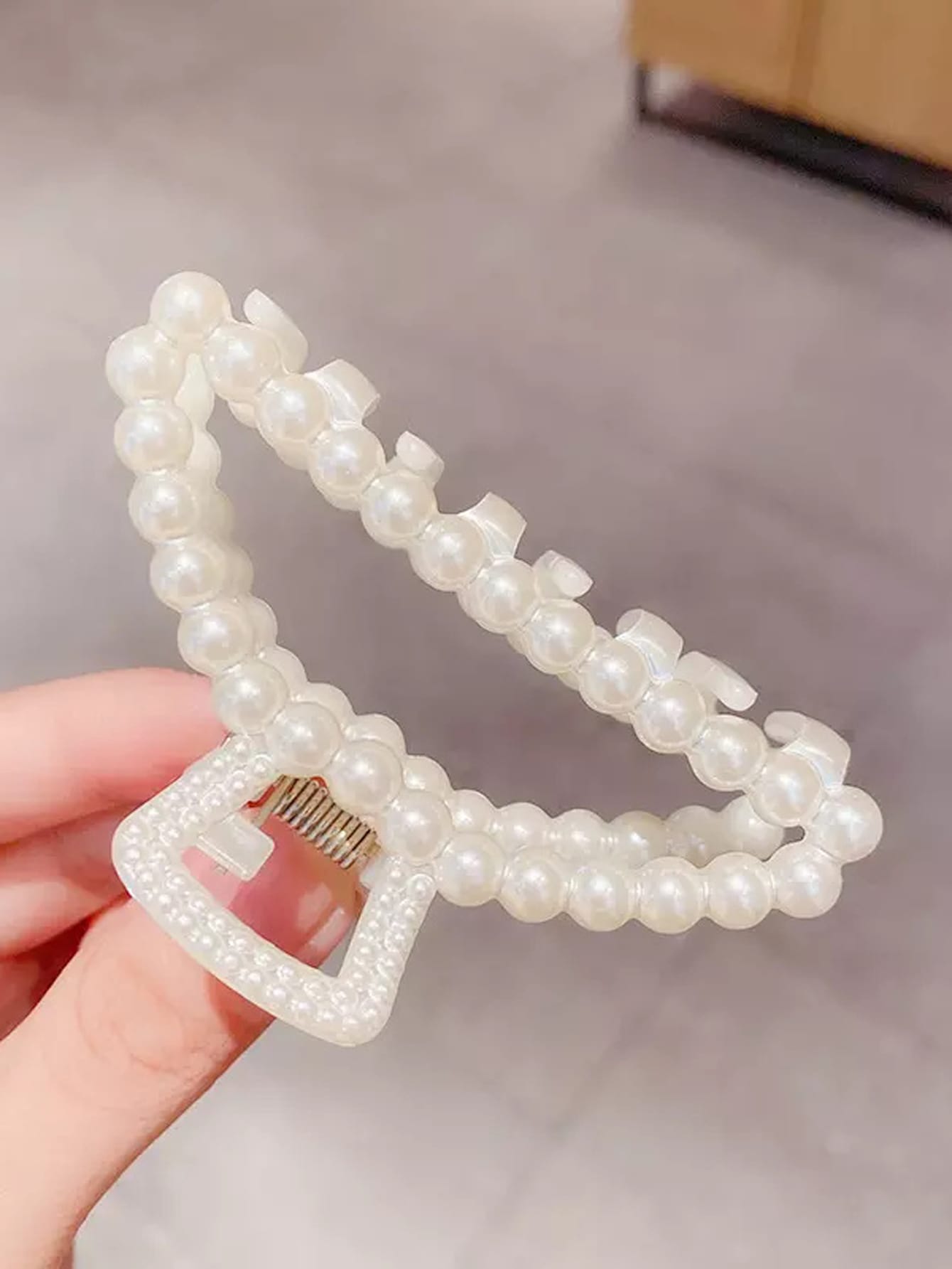 Hair clip with faux pearl decor