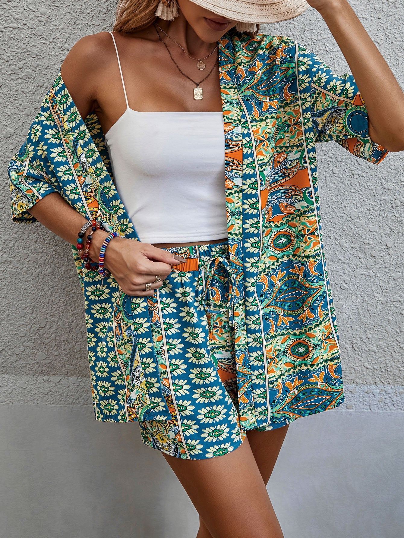 Paisley Pattern, Open Front, Kimono &amp; Shorts Set without Tube Top