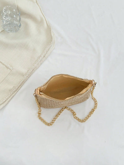 straw bag with mini chain