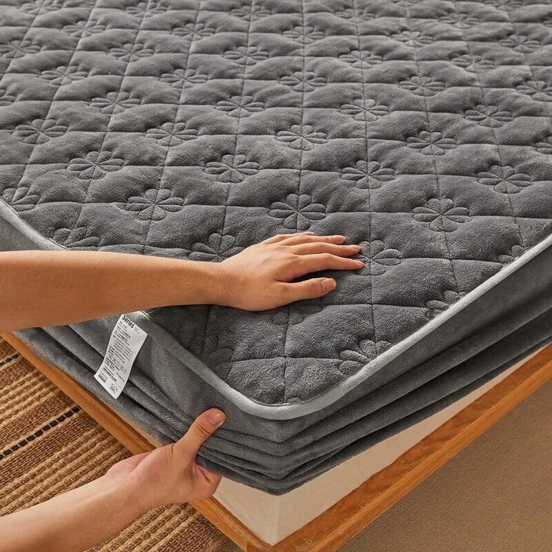 SoftCloud™ - Latex Mattress Cover (50% OFF)